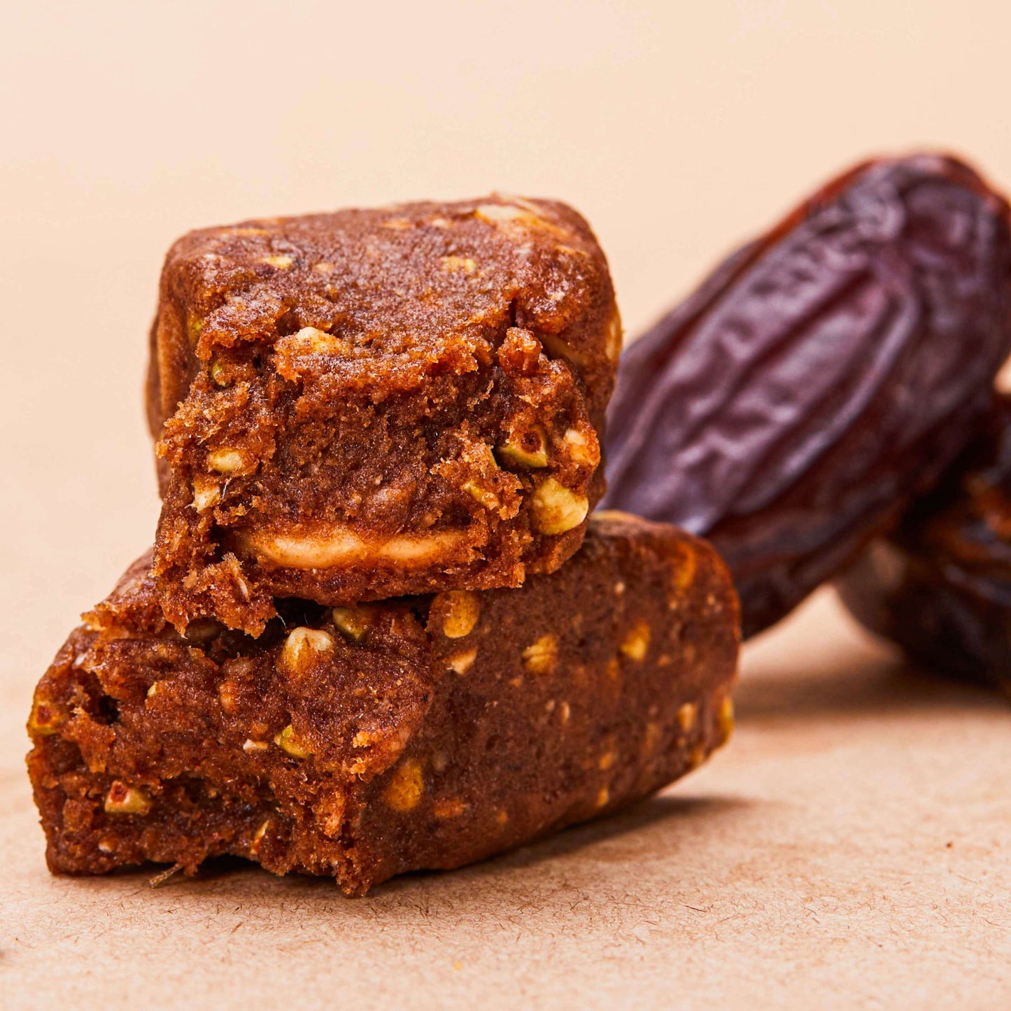 Raw Bar Crunchy Almond and Caramel - Oh!My Snacks