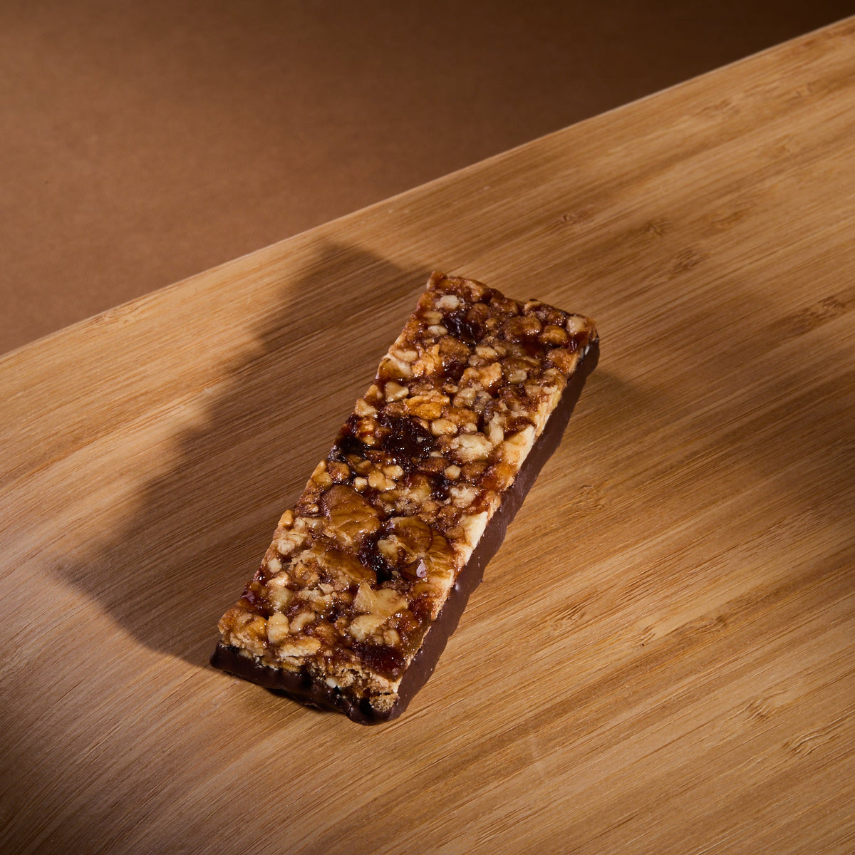 Protein Nuts Apple Pie on a wooden board