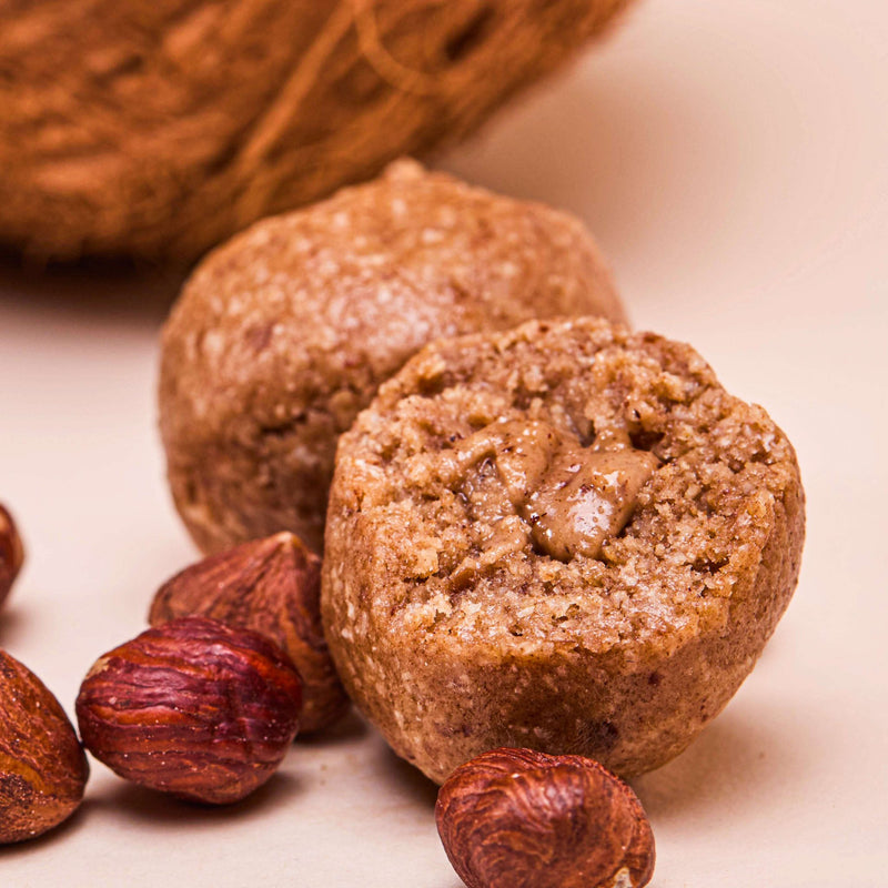 Protein Balls With Coconut And Hazelnut Cream